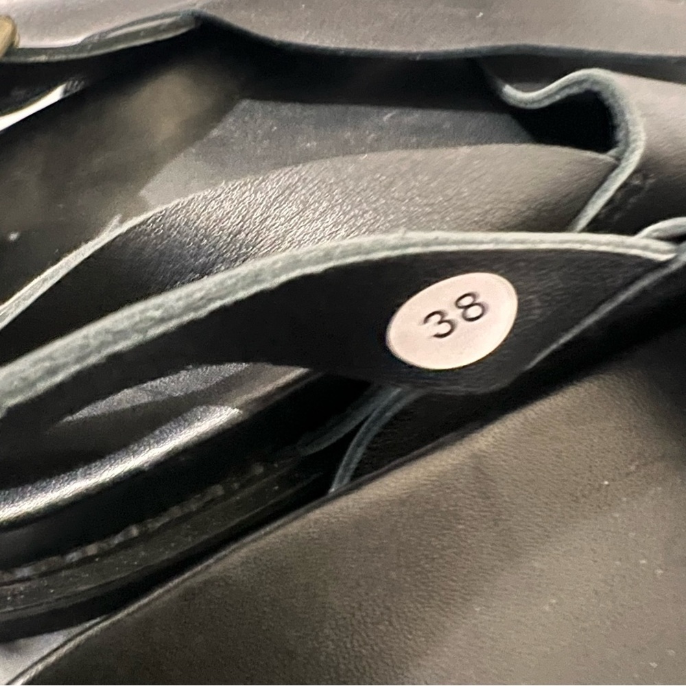 NEW Liberte Leather Capri Black Sandals - Picture 13 of 14